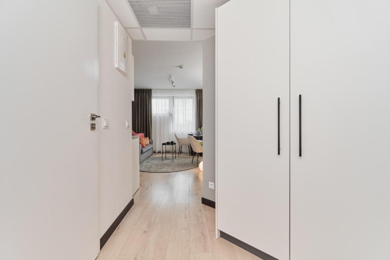 Wroclavia Apartments Dyrekcyjna By Noclegi Renters Вроцлав Экстерьер фото