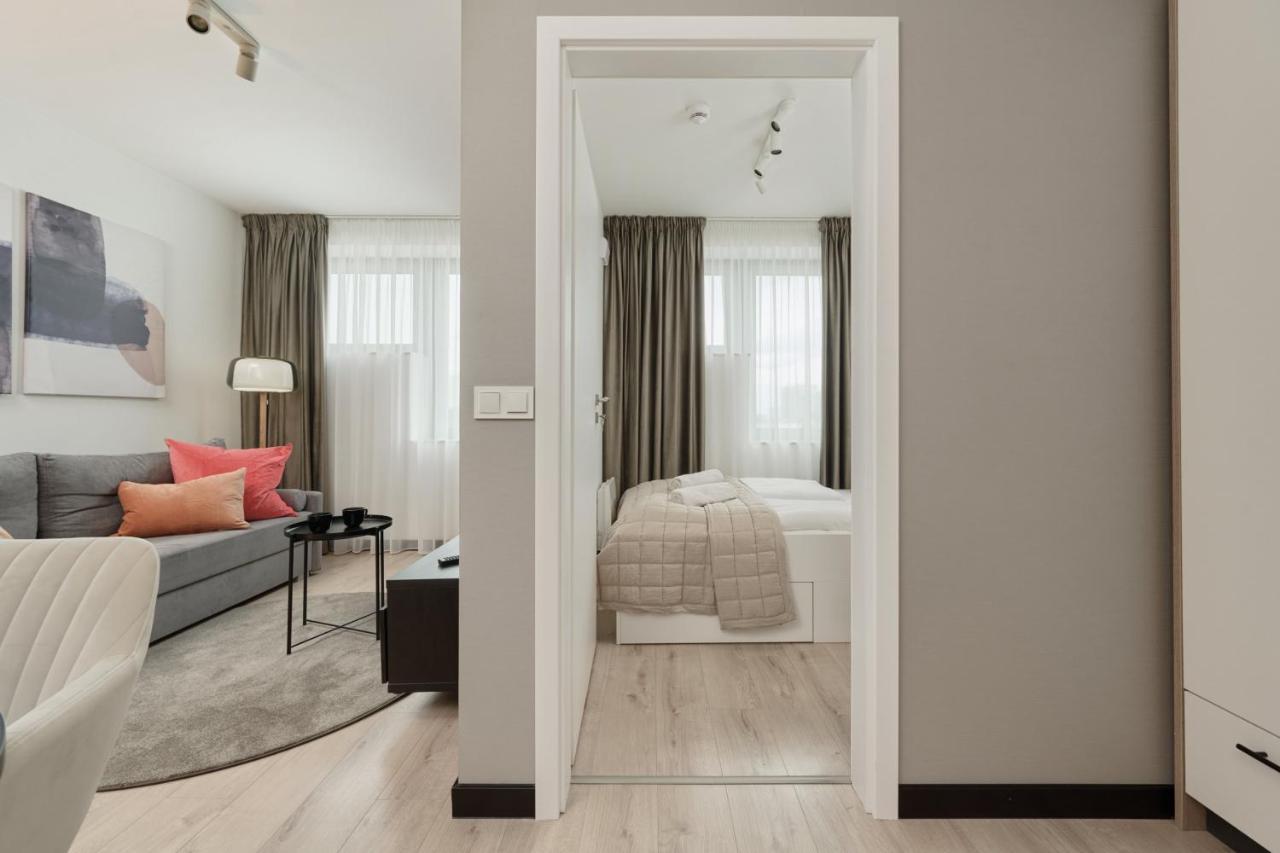Wroclavia Apartments Dyrekcyjna By Noclegi Renters Вроцлав Экстерьер фото