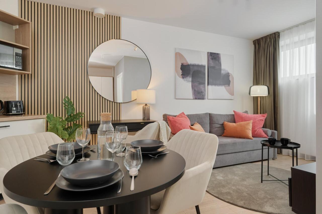 Wroclavia Apartments Dyrekcyjna By Noclegi Renters Вроцлав Экстерьер фото